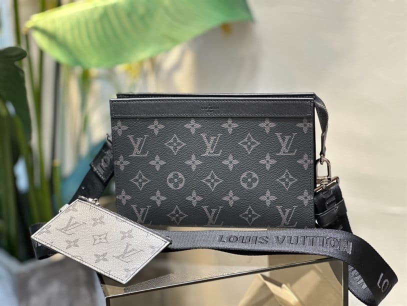 Louis Vuitton Gaston Wearable Wallet - THE PURSE AFFAIR